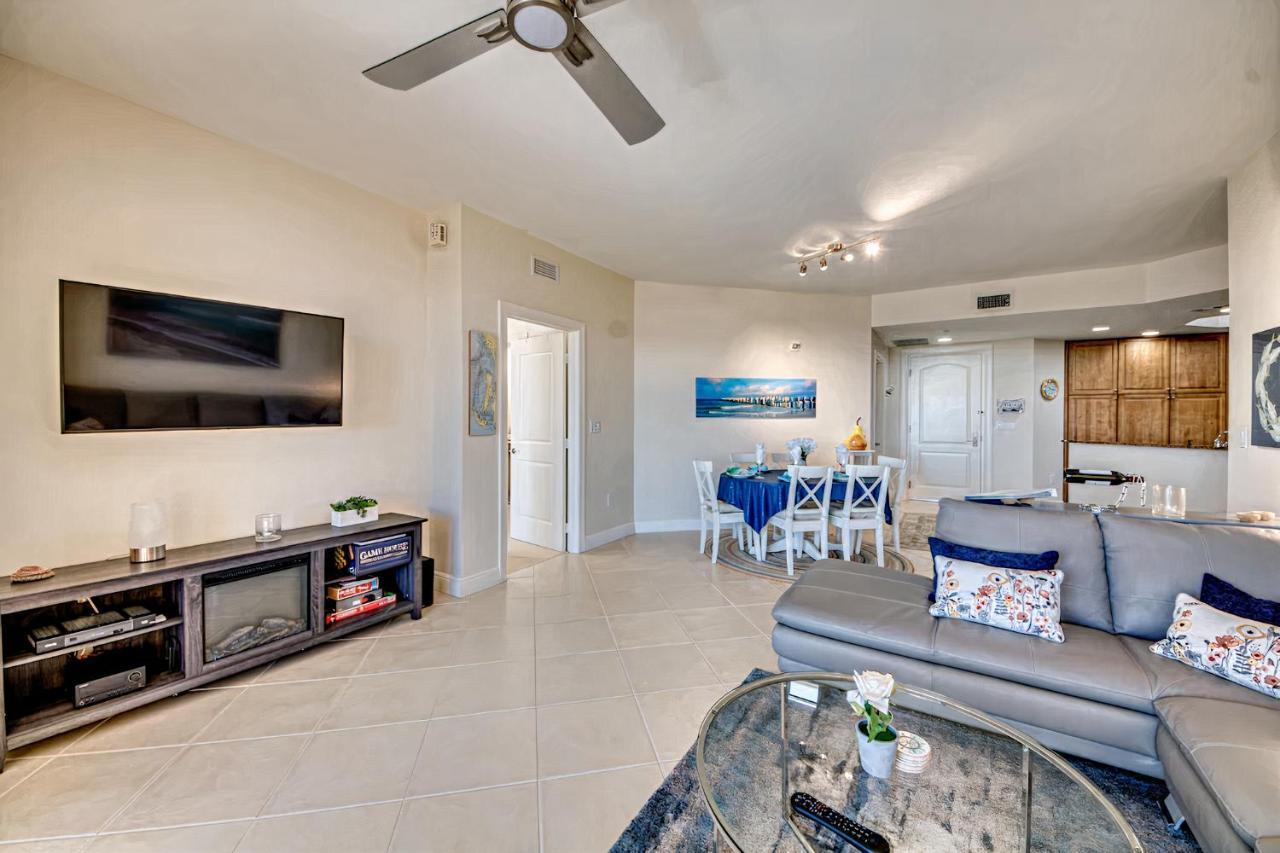 Vista Del Mar At Cape Harbour Marina, 10Th Floor Luxury Condo, King Bed, Views! Cape Coral Extérieur photo