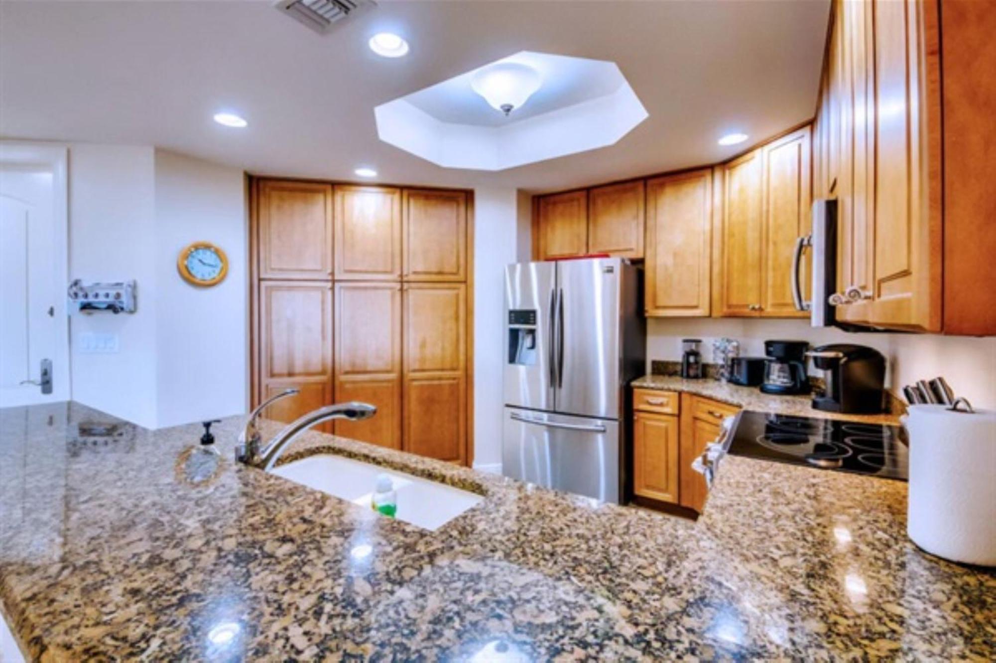 Vista Del Mar At Cape Harbour Marina, 10Th Floor Luxury Condo, King Bed, Views! Cape Coral Extérieur photo
