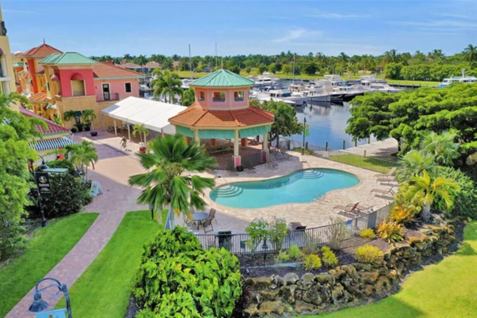Vista Del Mar At Cape Harbour Marina, 10Th Floor Luxury Condo, King Bed, Views! Cape Coral Extérieur photo