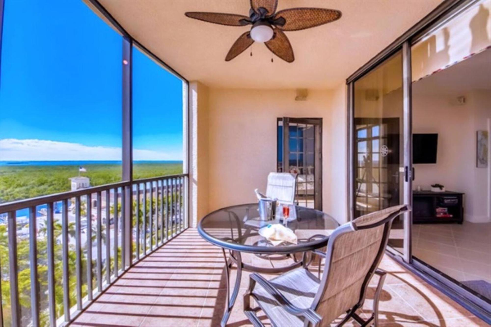 Vista Del Mar At Cape Harbour Marina, 10Th Floor Luxury Condo, King Bed, Views! Cape Coral Extérieur photo