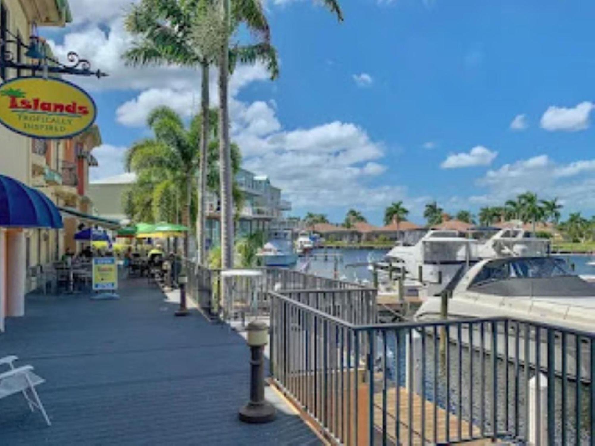 Vista Del Mar At Cape Harbour Marina, 10Th Floor Luxury Condo, King Bed, Views! Cape Coral Extérieur photo