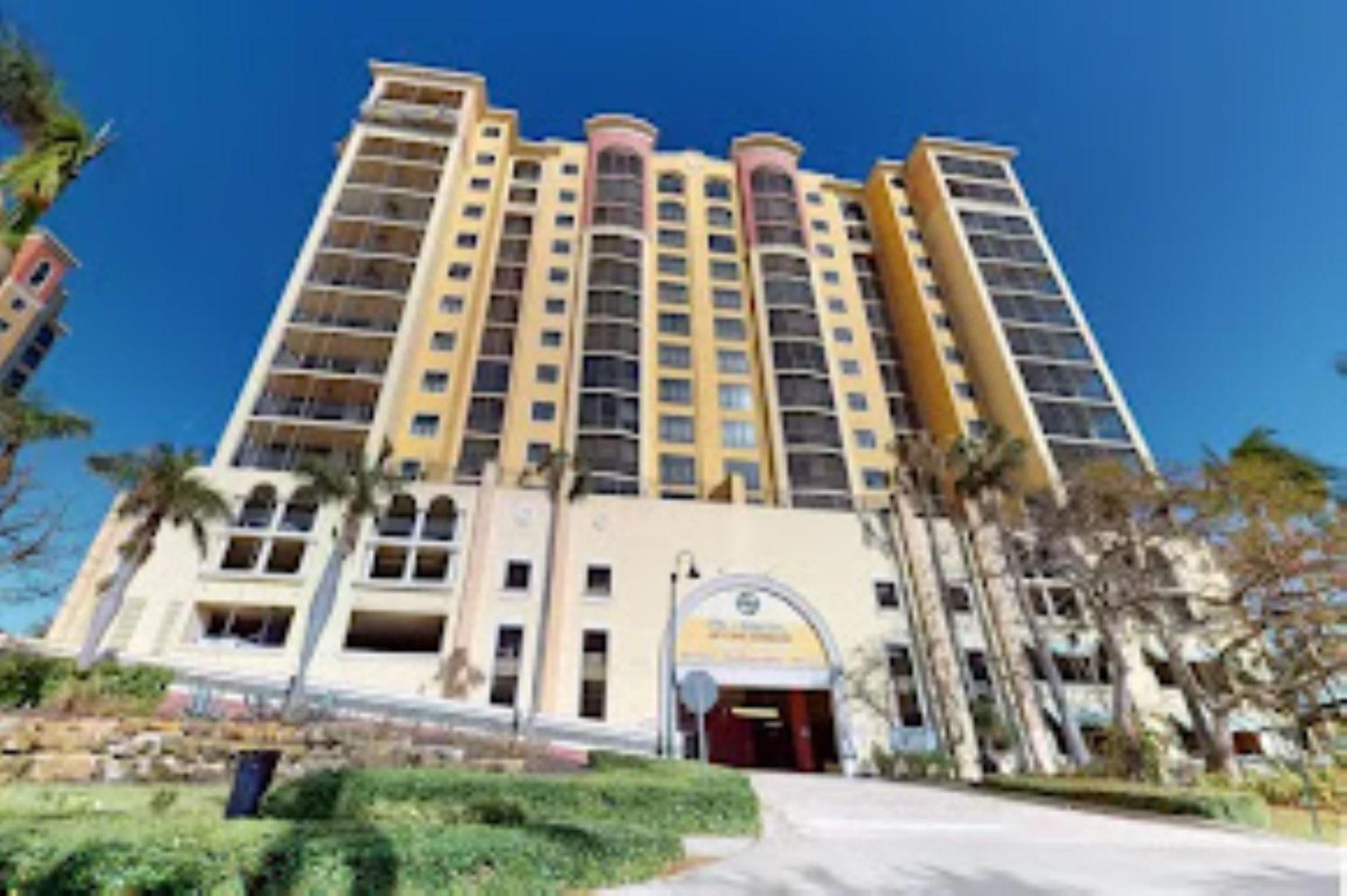 Vista Del Mar At Cape Harbour Marina, 10Th Floor Luxury Condo, King Bed, Views! Cape Coral Extérieur photo